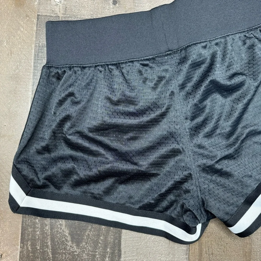 Champion Black Mash Active Short size Small